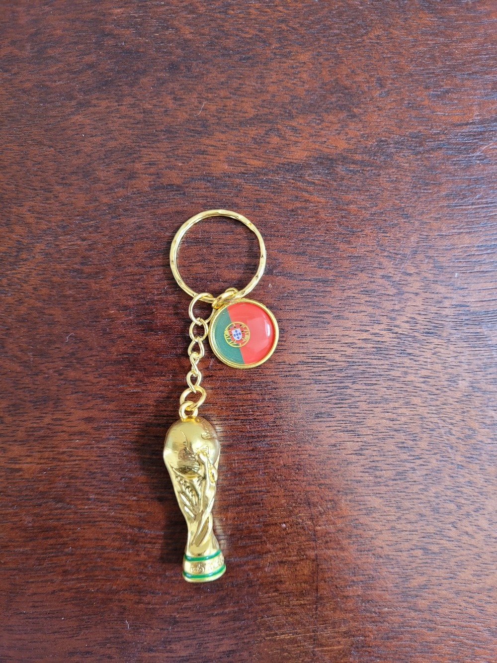 Brand New 2026 Fifa World Cup Trophy Keychain PORTUGAL Flag